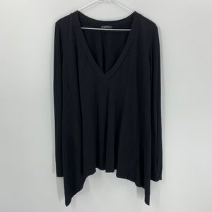 Beyond Yoga black v neck Athletic top size small